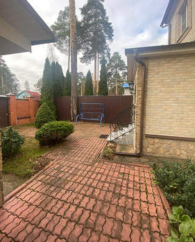 Дом 100м², 2-этажный, на длительный срок,