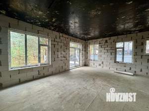 Дом 165м², 2-этажный, участок 6 сот.