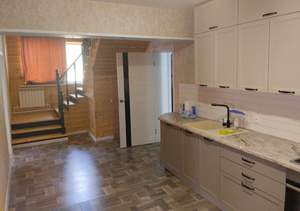 Дом 200м², 2-этажный, участок 50 сот.