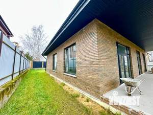 Дом 199м², 1-этажный, участок 8 сот.