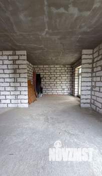 Дом 220м², 2-этажный, участок 6 сот.