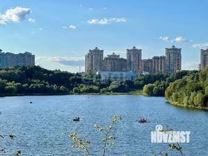 Дом 180м², 2-этажный, участок 6 сот.