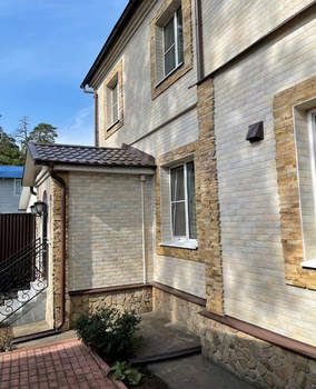 Дом 100м², 2-этажный, участок 4 сот.