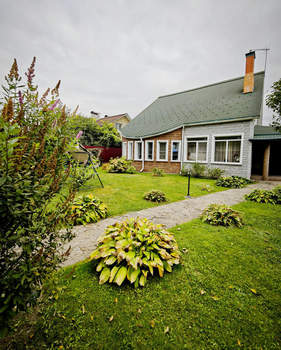 Дом 220м², 2-этажный, участок 6 сот.