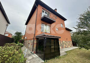 Дом 236м², 3-этажный, участок 8 сот.