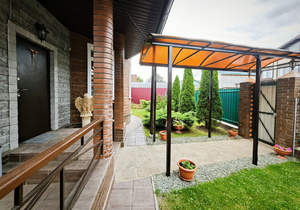 Дом 220м², 2-этажный, участок 6 сот.