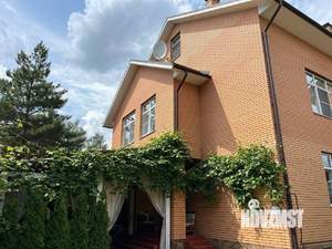 Коттедж 225м², 3-этажный, участок 4 сот.