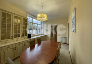 Дом 220м², 3-этажный, участок 4 сот.