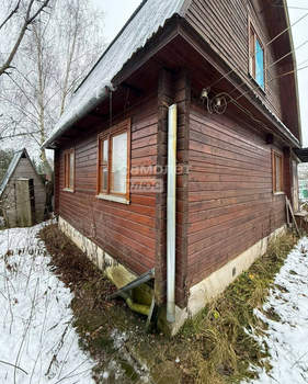 Дом 72м², 2-этажный, участок 6 сот.