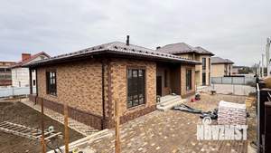 Дом 193м², 1-этажный, участок 6 сот.