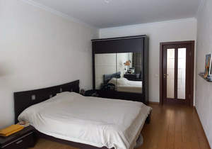 Дом 200м², 3-этажный, участок 1 сот.