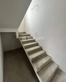 Дом 200м², 2-этажный, участок 6 сот.