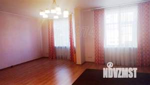 Таунхаус 260м², 3-этажный, на длительный срок, 