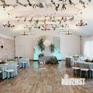 Дом 700м&sup2;, 2-этажный, посуточно, 