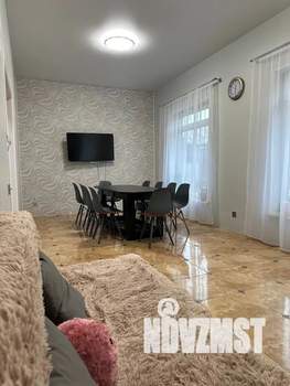 Дом 140м², 2-этажный, посуточно, 