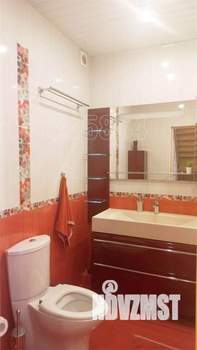 Таунхаус 260м², 3-этажный, на длительный срок, 