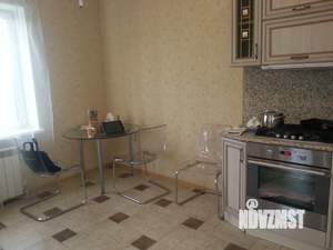 Коттедж 180м², 2-этажный, на длительный срок, 