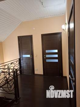 Дом 180м², 2-этажный, на длительный срок, 