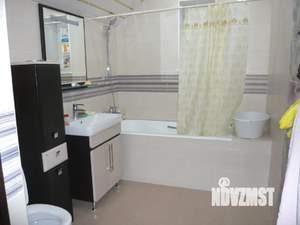 Коттедж 180м², 2-этажный, на длительный срок, 