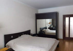 Дом 200м², 3-этажный, на длительный срок, 