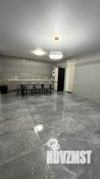 Дом 279м&sup2;, 2-этажный, посуточно, 