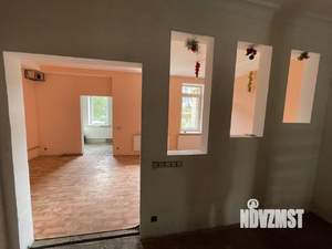 Таунхаус 200м², 3-этажный, участок 1 сот.  