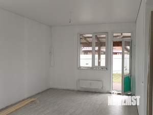 Дом 110м², 2-этажный, участок 6 сот.  