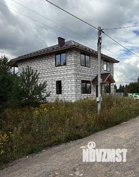 Дом 220м², 2-этажный, участок 6 сот.  