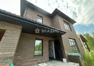 Дом 191м², 2-этажный, участок 8 сот.  