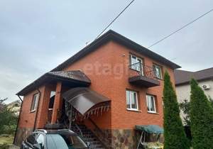 Дом 236м&sup2;, 2-этажный, участок 8 сот.  