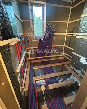 Дом 120м², 2-этажный, участок 6 сот.  