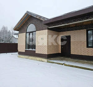 Дом 160м&sup2;, 1-этажный, участок 6 сот.  