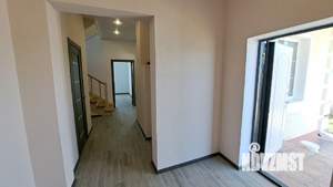 Дом 144м², 2-этажный, участок 6 сот.  