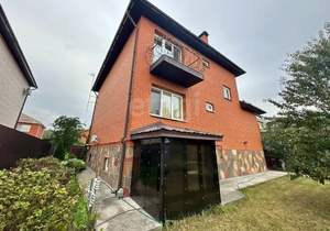 Дом 236м&sup2;, 2-этажный, участок 8 сот.  