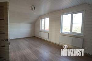 Коттедж 130м², 2-этажный, участок 6 сот.  