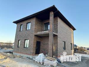 Дом 180м², 2-этажный, участок 6 сот.  