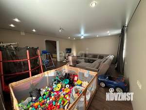 Дом 261м², 2-этажный, участок 8 сот.  
