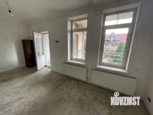 Таунхаус 200м², 3-этажный, участок 1 сот.  