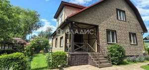 Дом 180м², 2-этажный, участок 11 сот.  