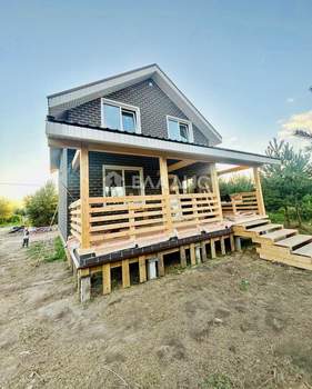 Дом 120м², 2-этажный, участок 6 сот.  