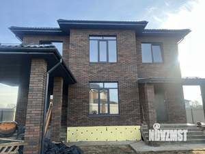 Дом 200м², 2-этажный, участок 6 сот.  