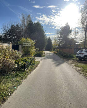 Дом 550м&sup2;, 3-этажный, участок 15 сот.  