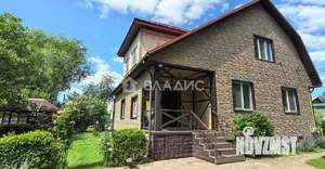 Дом 180м², 2-этажный, участок 11 сот.  