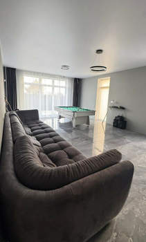 Дом 280м&sup2;, 2-этажный, участок 6 сот.  