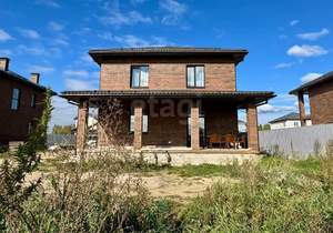 Дом 180м², 2-этажный, участок 6 сот.  