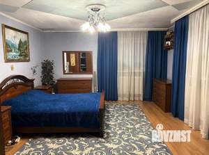 Дом 185м², 2-этажный, участок 3 сот.  