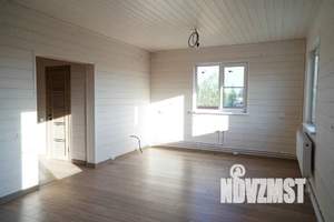 Коттедж 130м², 2-этажный, участок 6 сот.  