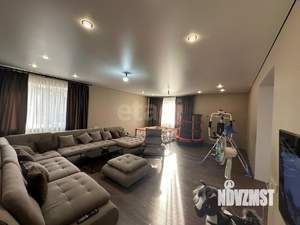 Дом 261м², 2-этажный, участок 8 сот.  