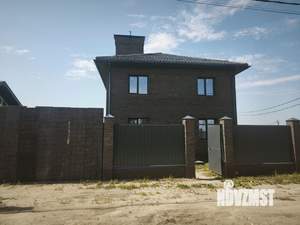 Коттедж 211м², 2-этажный, участок 11 сот.  