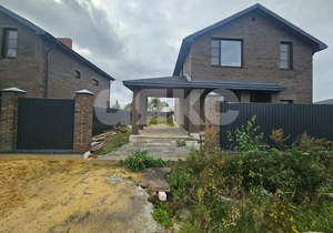 Дом 180м&sup2;, 2-этажный, участок 6 сот.  